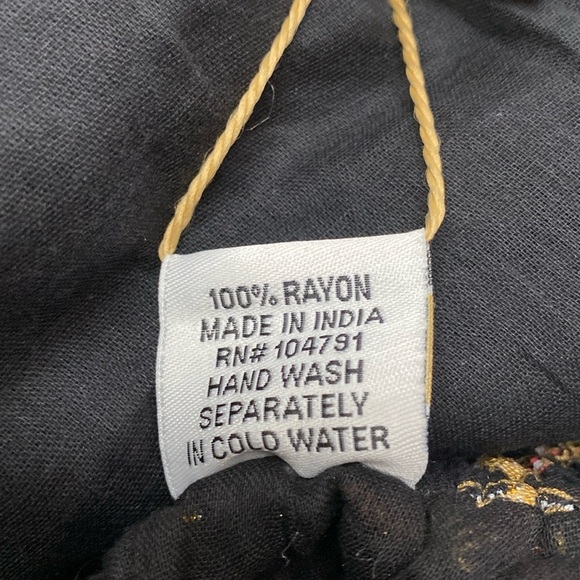 Elegant Black and Gold Maxi Dress S/M NWT - Picture 15 of 16